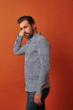 Passion Lilie Men's Hex Flex Button Down Shirt