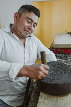 Purse & Clutch Embossed Circle Crossbody - Charcoal Accessories 12 Purse & Clutch Embossed Circle Crossbody - Charcoal Accessories