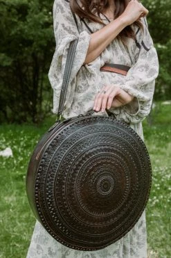 Purse & Clutch Embossed Circle Shoulder Bag - Charcoal Accessories 13 Purse & Clutch Embossed Circle Shoulder Bag - Charcoal Accessories