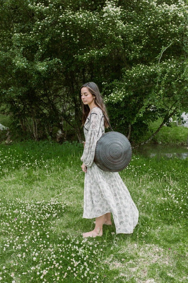 Purse & Clutch Embossed Circle Shoulder Bag - Charcoal Accessories 7 Purse & Clutch Embossed Circle Shoulder Bag - Charcoal Accessories