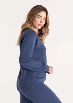 The Standard Stitch French Terry Raglan Sweatshirt Clothing 23 The Standard Stitch French Terry Raglan Sweatshirt Clothing