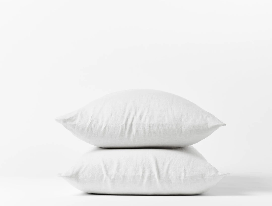 Coyuchi Relaxed Linen Pillowcases Set - Alpine White Home Goods 3 Coyuchi Relaxed Linen Pillowcases Set - Alpine White Home Goods