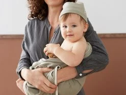 Coyuchi Remi Baby Blanket + Beanie Set - Laurel