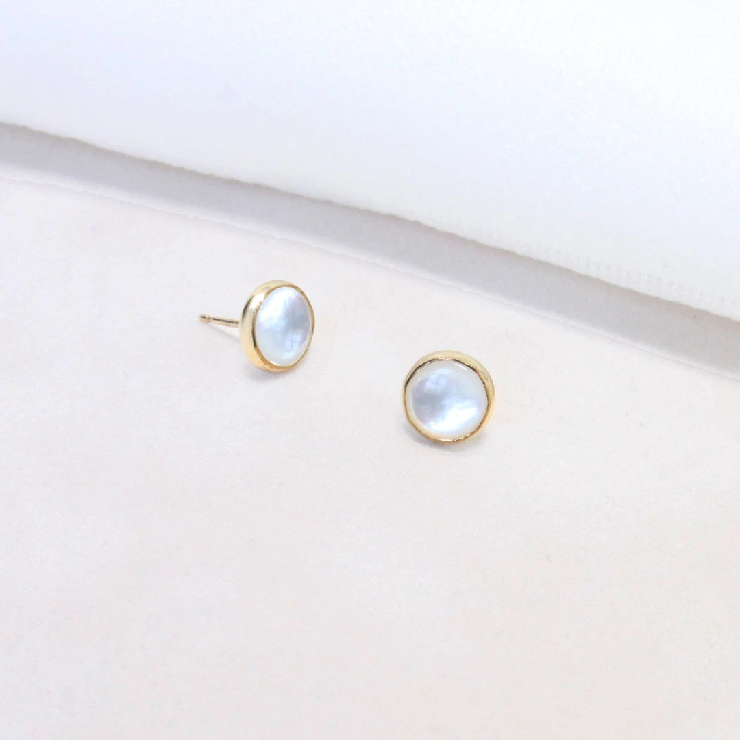 Sara Patino Jewelry Deep Pearl Recycled Gold Stud Earrings 5 Sara Patino Jewelry Deep Pearl Recycled Gold Stud Earrings