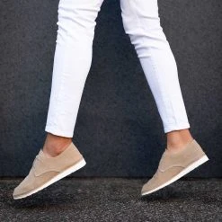 Nisolo Shoes Sedona Lightweight Derby - Stone