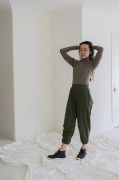 Mien Sol Mock Neck Long Sleeve Top