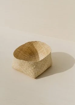 Territory Design Mixta Palm Table Basket
