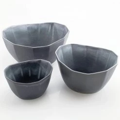 The Bright Angle Porcelain Nesting Bowl Set - Mica Black