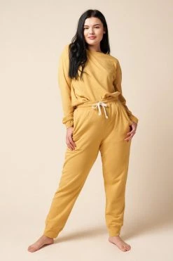 The Standard Stitch Classic Jogger - Golden Clothing