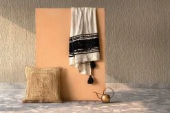 Casa Amarosa Tufted Slub Throw Blanket Home Goods