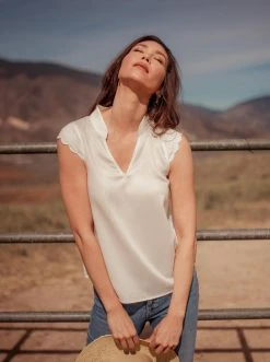 Valani Thavy Tencel Top - Cloud Dancer