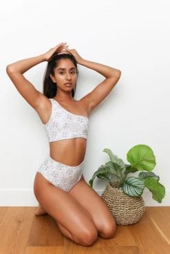 Wolven Swim Reversible Recycled High-Waisted Bikini Bottom - Harmony 11 Wolven Swim Reversible Recycled High-Waisted Bikini Bottom - Harmony