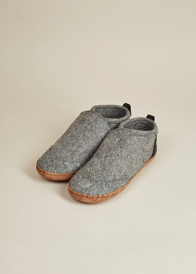 Kyrgies Women's Wool Tengries Slippers - Gray 6 Kyrgies Women's Wool Tengries Slippers - Gray