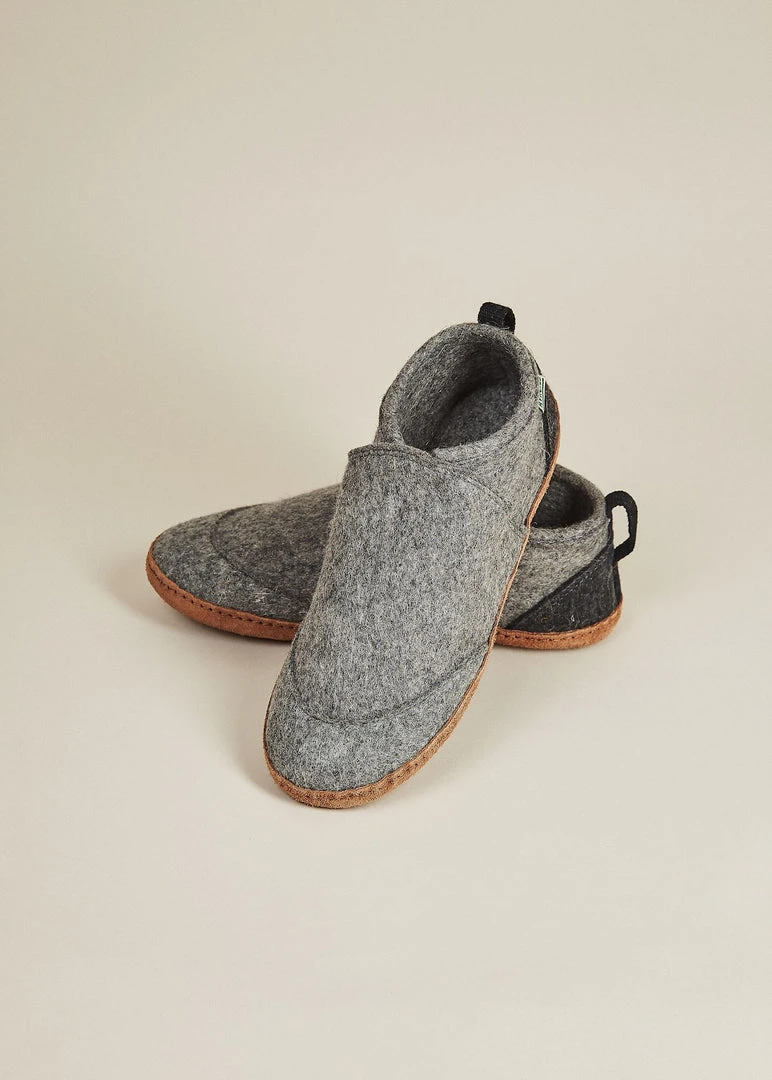 Kyrgies Women's Wool Tengries Slippers - Gray 7 Kyrgies Women's Wool Tengries Slippers - Gray