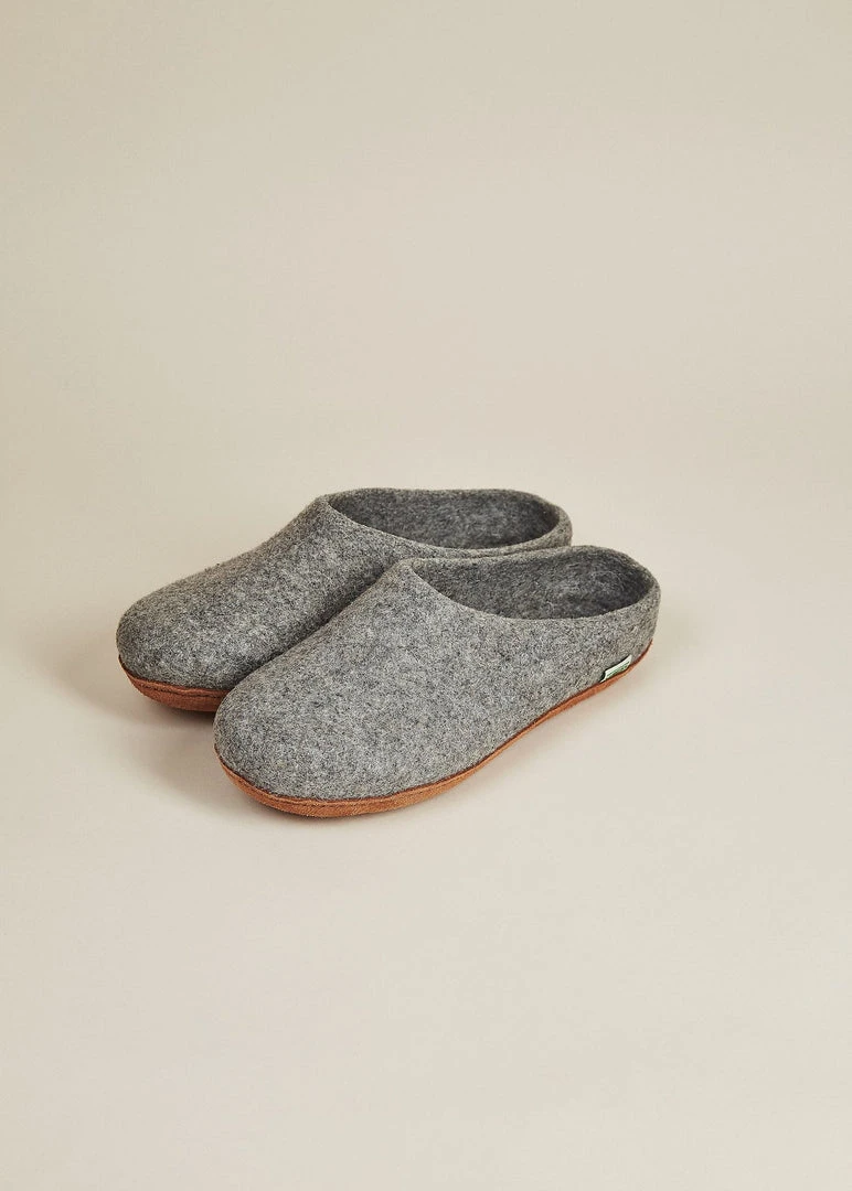 Kyrgies Women's Molded Sole Low Back Wool Slippers - Gray Best Sellers 5 Kyrgies Women's Molded Sole Low Back Wool Slippers - Gray Best Sellers