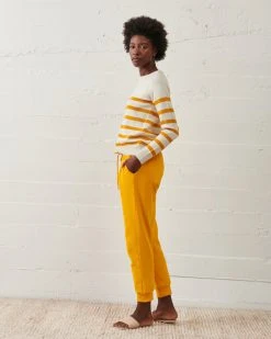 WVN Isle Crew Sweater Clothing