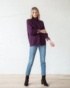 WVN Turtleneck Sweater