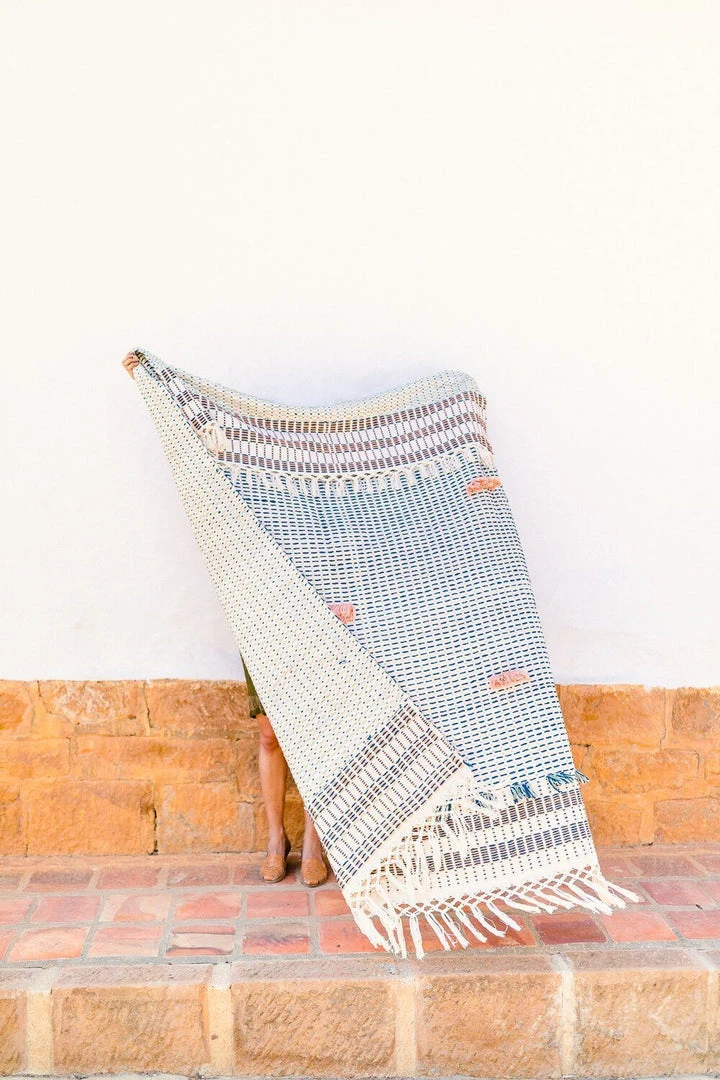 Zuahaza Home Goods Charalá Blanket - Apricot 4 Zuahaza Home Goods Charalá Blanket - Apricot