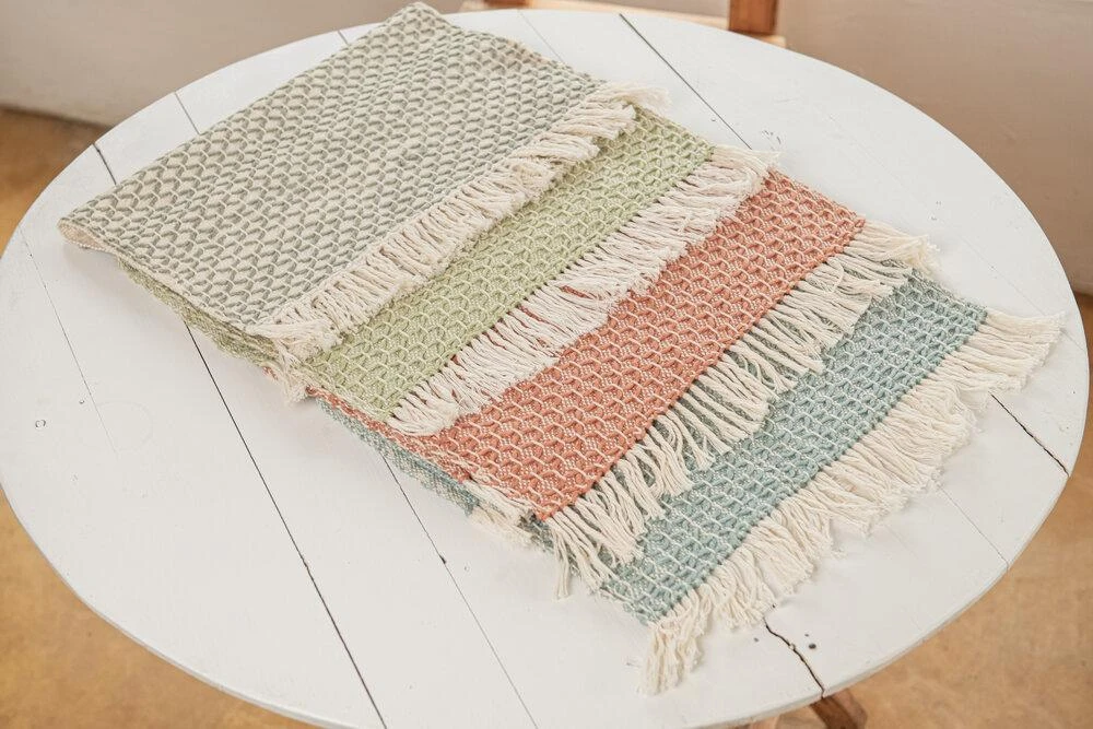 Zuahaza Diamond Uchuva Placemat 7 Zuahaza Diamond Uchuva Placemat